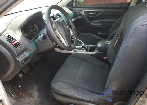 2015 Nissan Altima 2.5 from USA, damaged, VIN 1N4AL3AP8FC497319